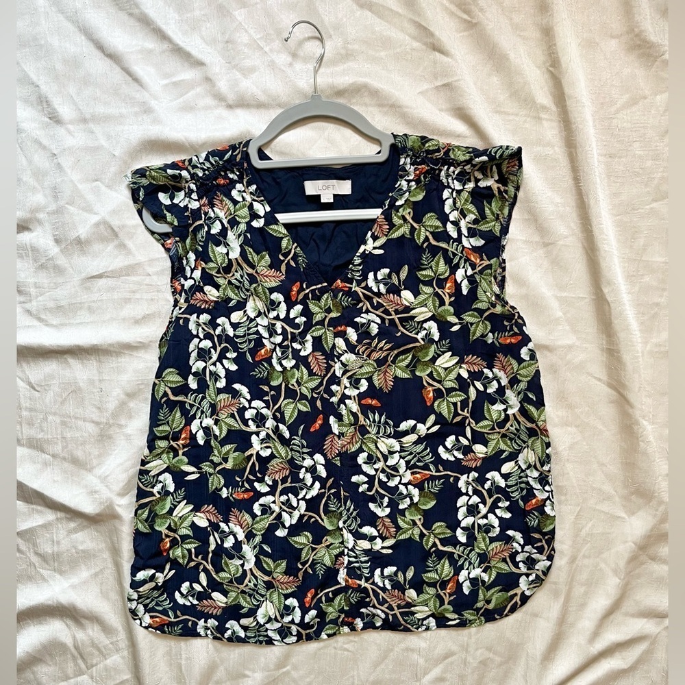 LOFT Ruffle Sleeveless Floral Blouse